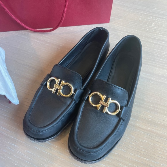 Salvatore Ferragamo Loafers Size 7.5 - Picture 2 of 8